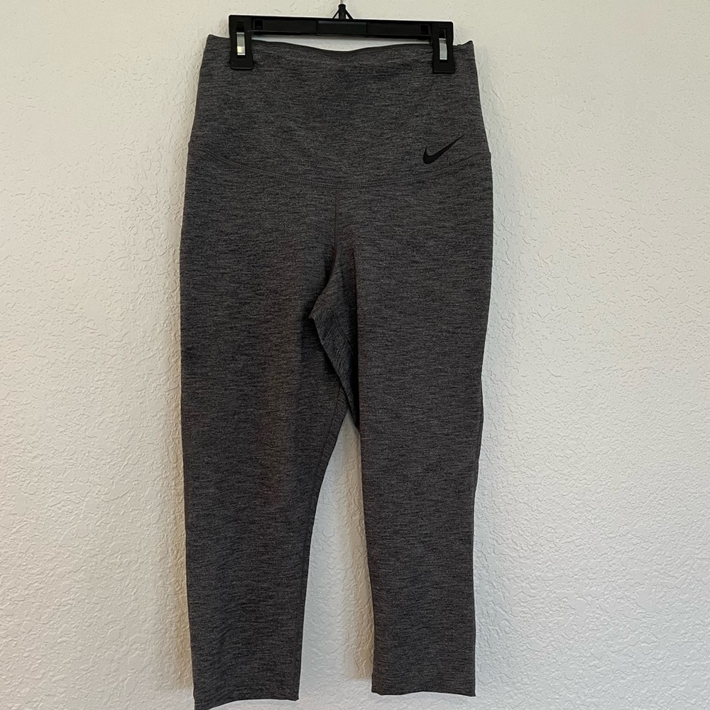 ✔️NIKE Dri-Fit Leggings